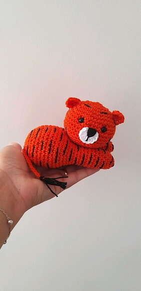 Tigre amigurumi baby
