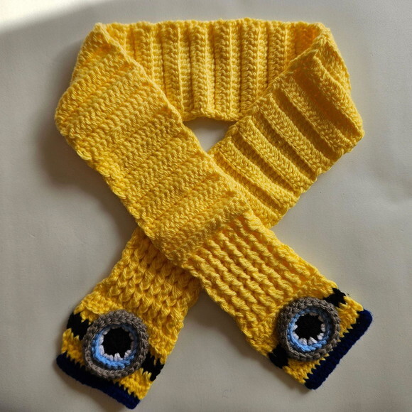 Touca de Croche Minion e Cachecol Gola