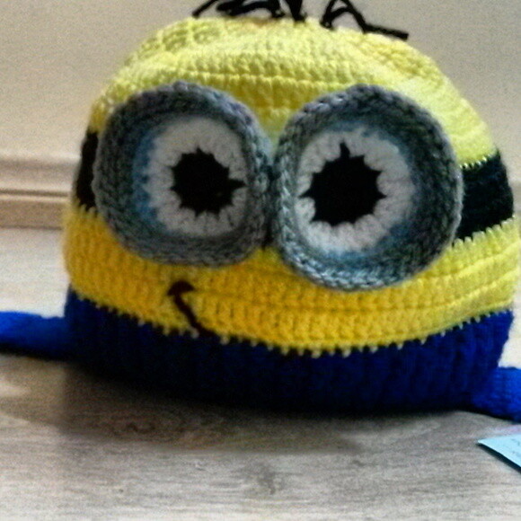 Touca e cachecol de Croche Minions