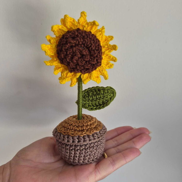 Vasinho de Girassol/margarida de Crochê
