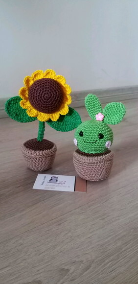 Vaso de Girassol e Cactus Crochê Amigurumi