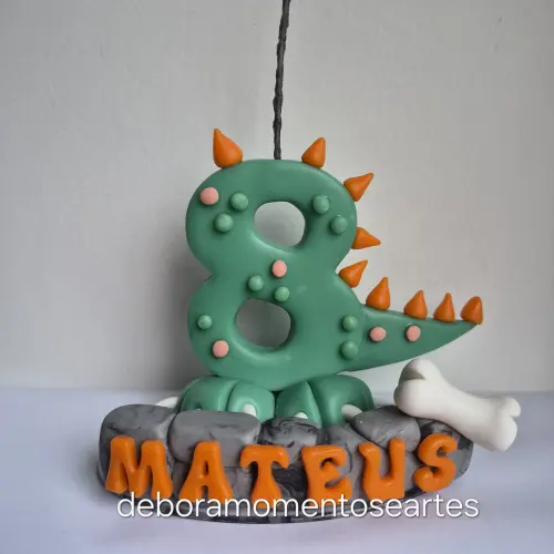 Topo vela de aniversário dinossauro personalizado