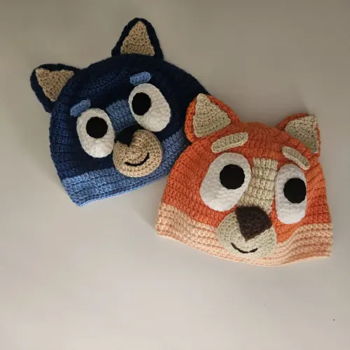 Toucas de crochê divertidas Bingo ou Bluey