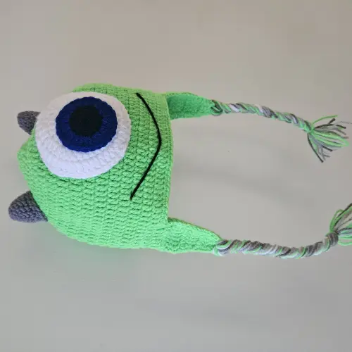 Toucas de crochê divertidas monstro sa