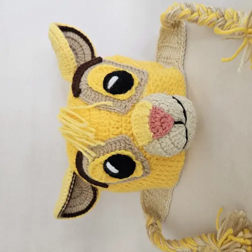 Toucas de crochê divertidas animais safari  Rei leão