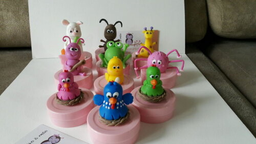 Apliques para Lembrancinha Galinha Pintadinha
