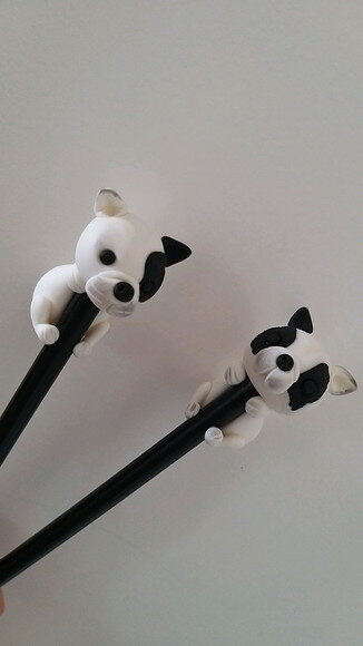 Lápis com Ponteiras Buldog Biscuit