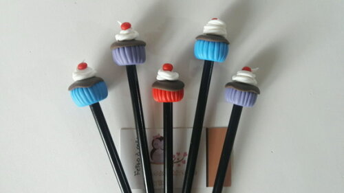 Lapis com ponteiras cupcake biscuit