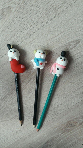Lapis com ponteiras de natal bonecos de neve