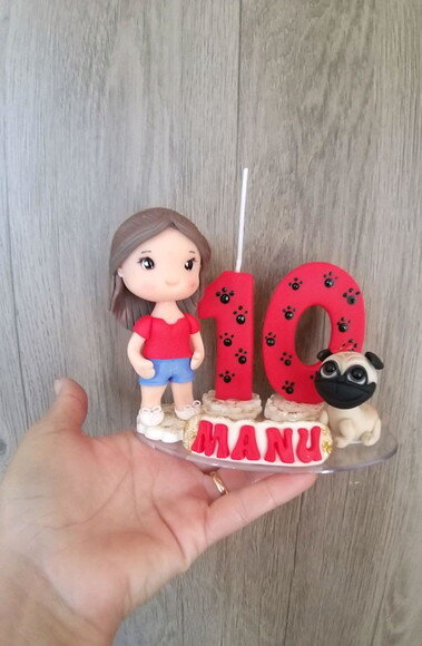 Topo de bolo menina e seu pet