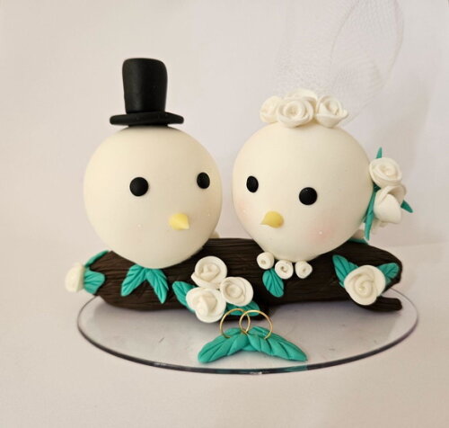 Topo de Bolo Pombinhos Casamento