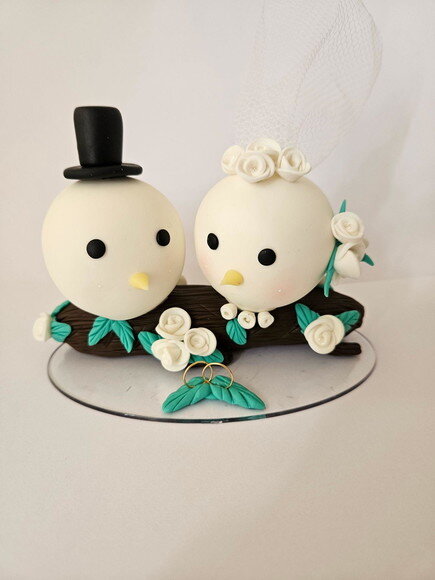 Topo de Bolo Pombinhos Casamento