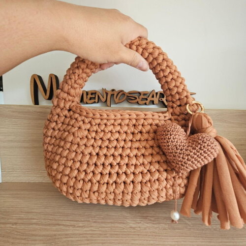 Bolsa de Crochê - Mão