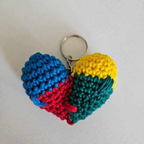 Coração Amigurumi Autismo Chaveirinho