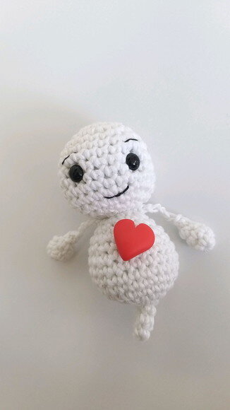 Fantasminha do Amor Amigurumi Brilha no Escuro