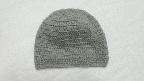 Gorro caído de crochê unissex