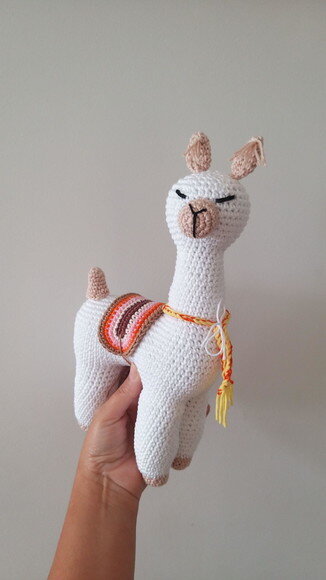 Ilhama Amigurumi Boneco