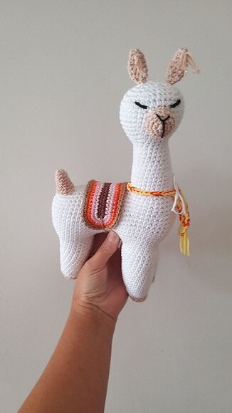 Ilhama Amigurumi Boneco