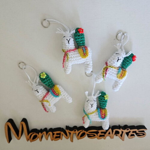 Lembrancinha amigurumi ilhama chaveirinhos