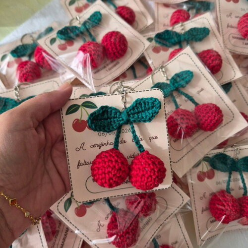Lembrancinha Cerejinhas Amigurumi Chaveiros