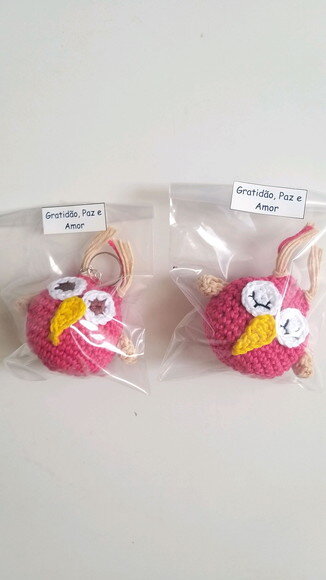 Lembrancinha corujinha amigurumi chaveirinho