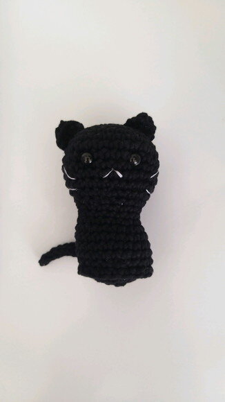 Lembrancinha Gatinho Preto Amigurumi Chaveiro