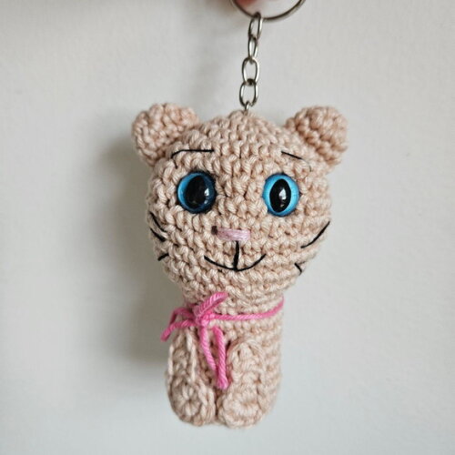 Lembrancinha gatinho amigurumi chaveiro