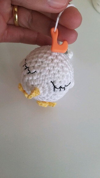 Lembrancinha passarinho amigurumi com letrinha