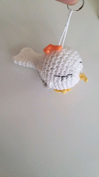 Lembrancinha passarinho amigurumi com letrinha
