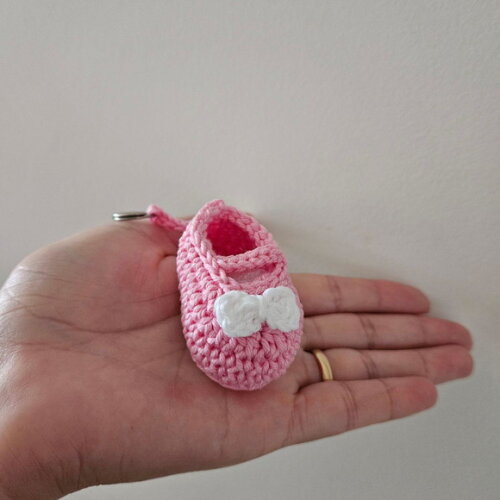 Lembrancinha Sapatinho de Bebê Mini de Crochê