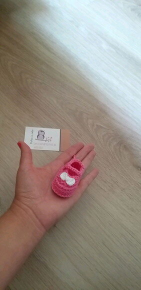 Lembrancinha Sapatinho de Bebê Mini de Crochê