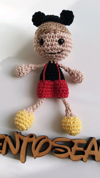 Lembrancinhas Boneco Amigurumi Chaveiro