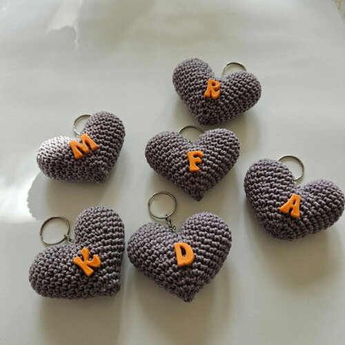 Lembrancinhas Coração Amigurumi com Letra