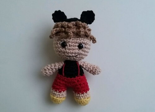 Lembrancinhas mini bonequinhos menino mickey preço unit.