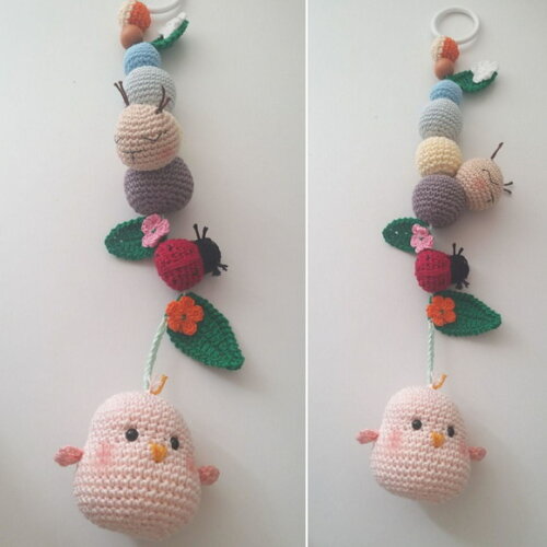 Pingente para berço de crochê tema jardim