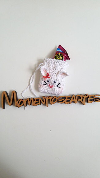 Sacolinha de croche lembrancinha porta bombons