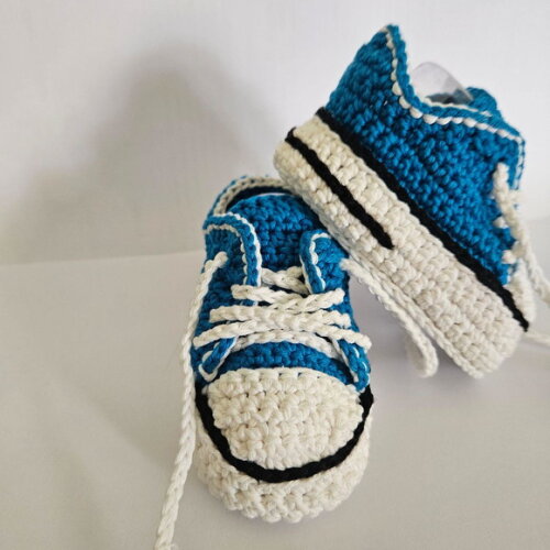 Sapatinho de Crochê para Bebês Tênis Azul