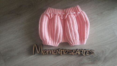 Short tapa fraldas de croche rosa