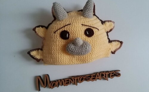 Touca de Croche Dinossauro Triceratops