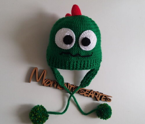 Touca de Croche monstrinho pompom