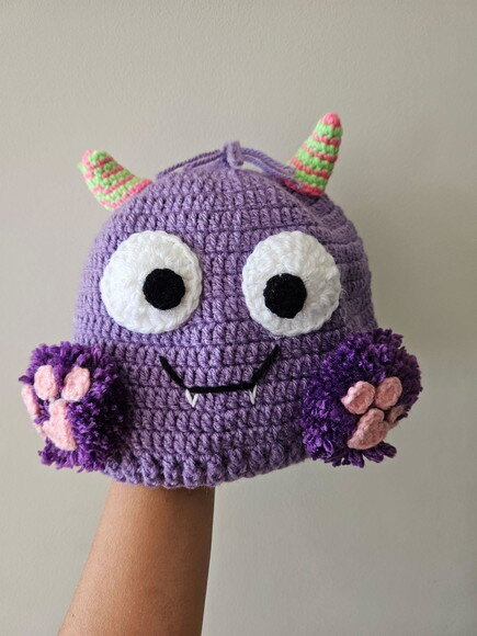 Touca de Croche Monstro do Abraço