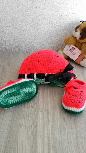Touca e sapatinho de Croche melancia