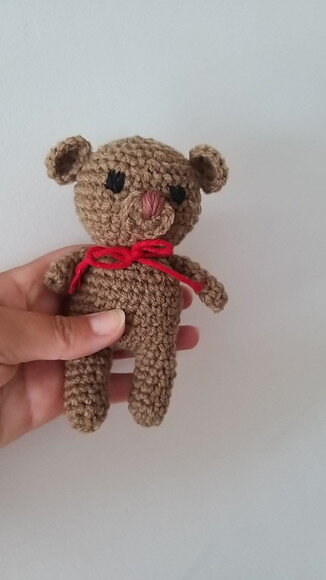Urso amigurumi bonequinho para bebês