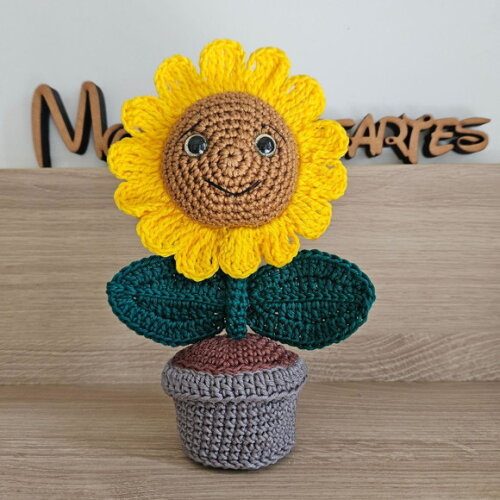 Vaso de Girassol Crochê Amigurumi com Rostinho