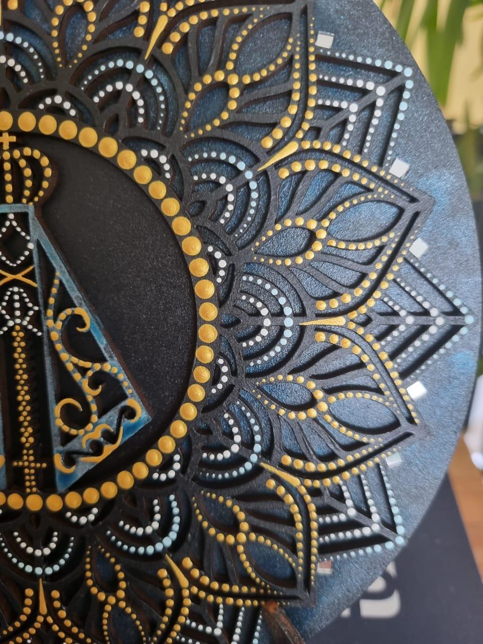 Mandala 3d Nossa Senhora Aparecida pintada a Mão pontilhismo