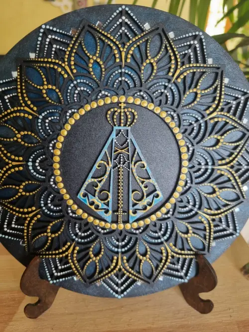 Mandala 3d Nossa Senhora Aparecida pintada a Mão pontilhismo
