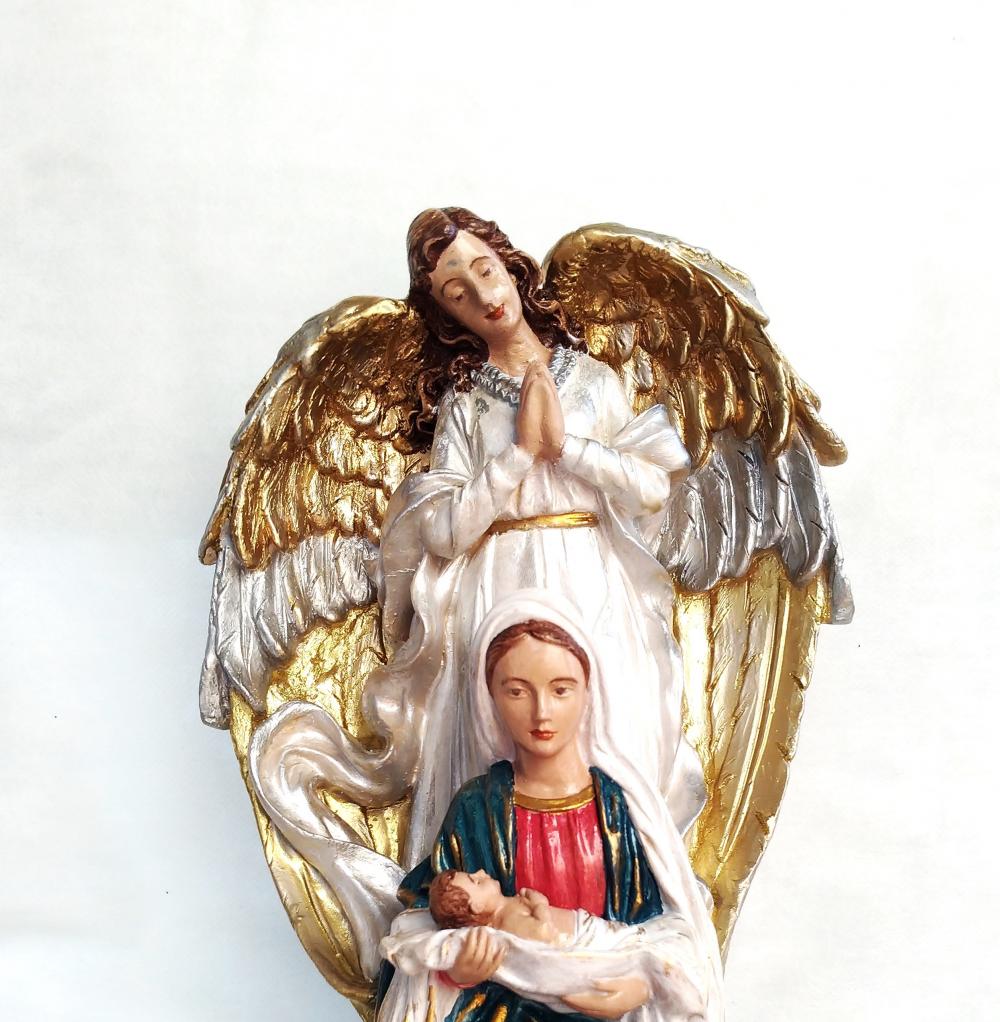 Nossa Senhora Colo de Mãe