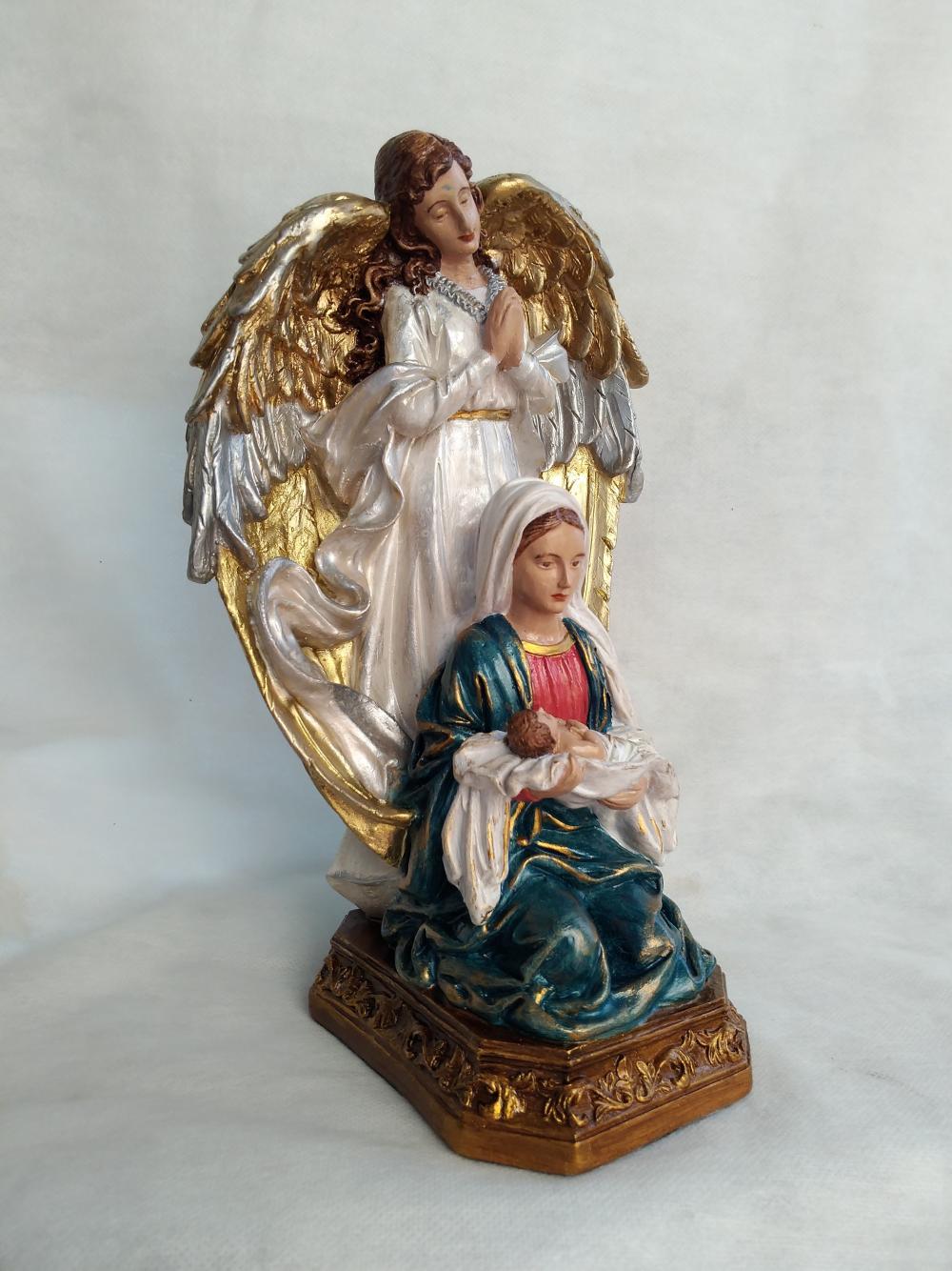 Nossa Senhora Colo de Mãe
