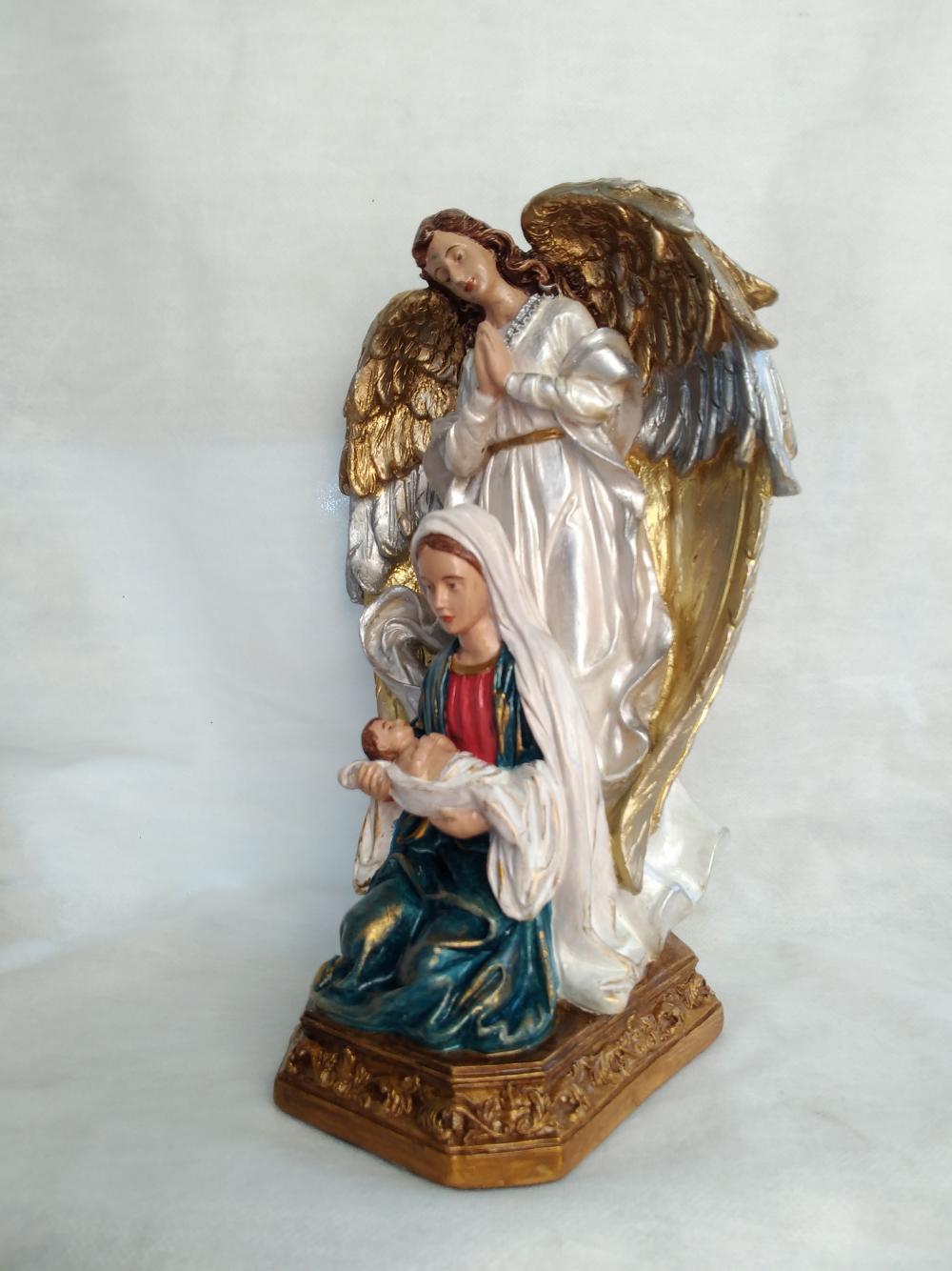 Nossa Senhora Colo de Mãe