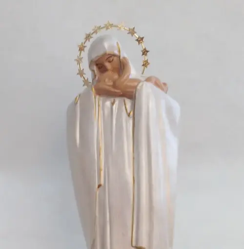 Nossa Senhora Mãe Carinhosa